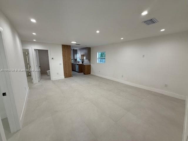 Building Photo - 328 NE 57th St