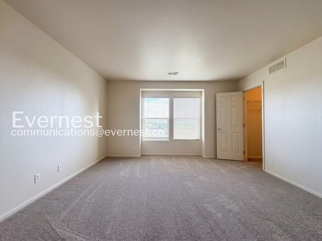 Building Photo - 5849 Turnstone Pl