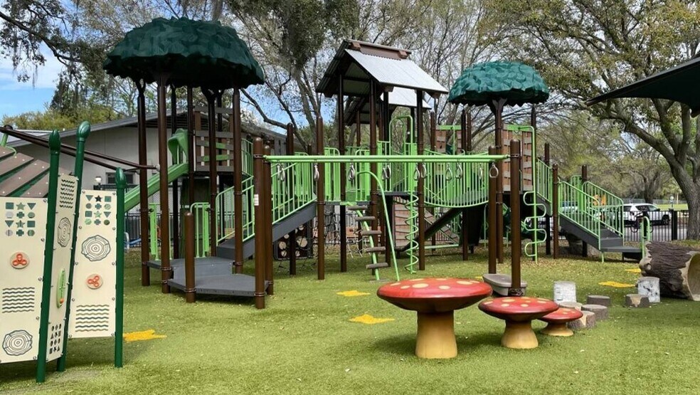 Building Photo - 6040 River Trace Rd