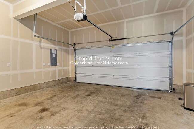 Building Photo - 15488 SW Applewood Ln