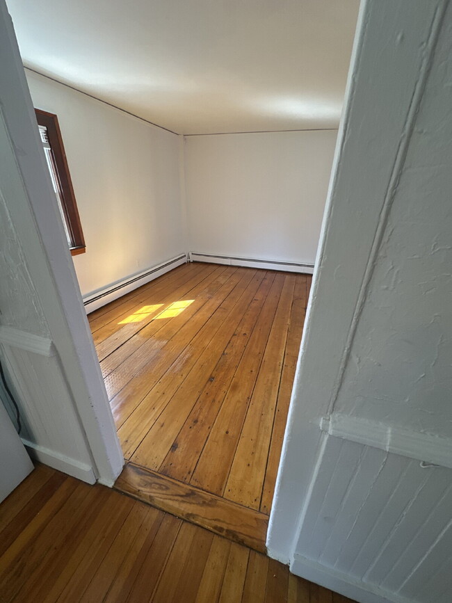 Building Photo - 1 Bedroom, 1 Bathroom apartment in Histori...
