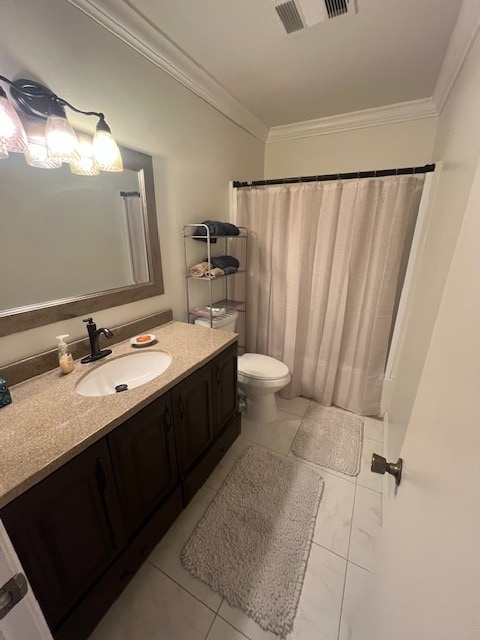guest bathroom - 1490 Memoli Ln