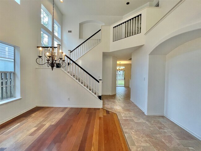 Building Photo - 11 Dalea Pl