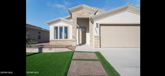 Building Photo - 15221 Gauge Ct