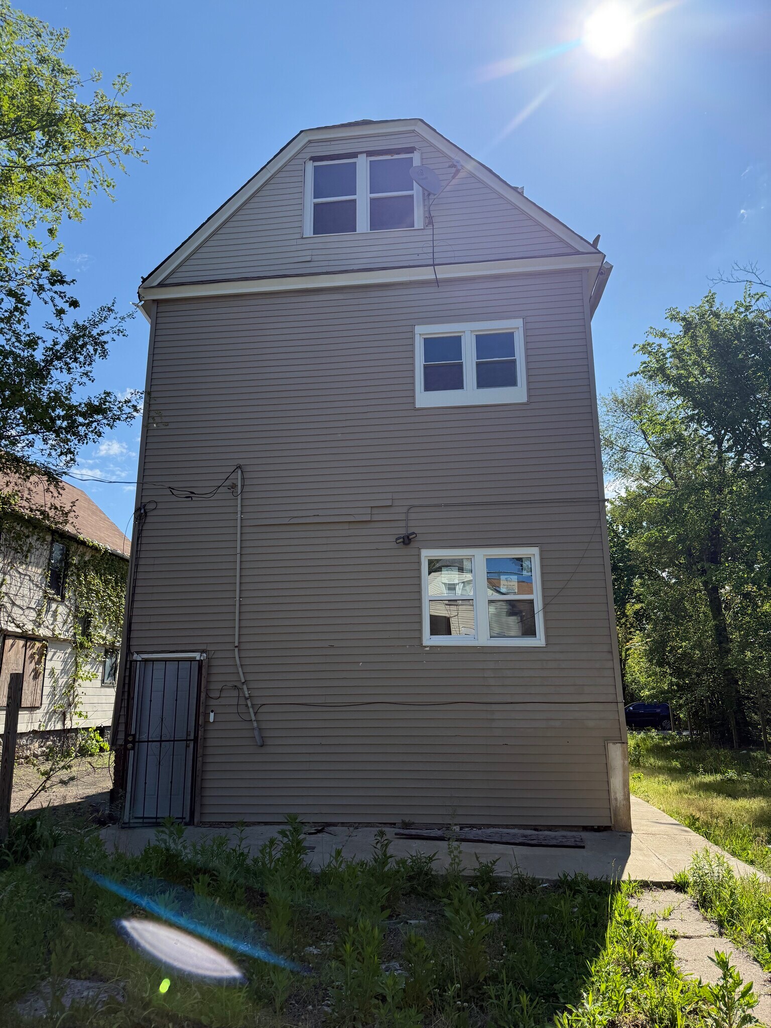 Building Photo - 7006 S Normal Blvd