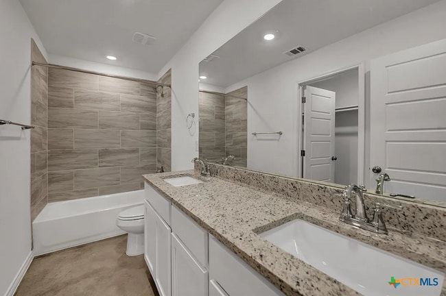 Building Photo - 1210 Concord Dr