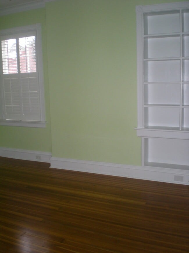 Building Photo - Sunny 3 BR / 2 BA Beautiful Home in Museum...
