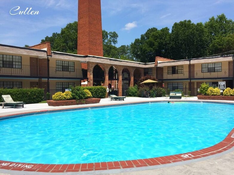 Salt water! - 807 W Trinity Ave