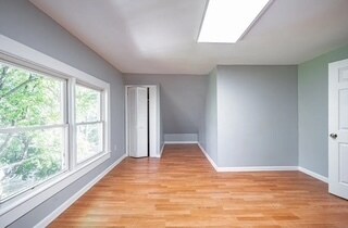 Building Photo - 15 Kimberly Ave