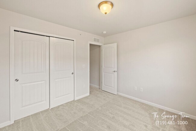 Building Photo - MODERN COMFORT IN LINCOLN COMMONS COMMUNITY IN WIDEFIELD | 3BD/3.5BA - Security Deposit Waiver Av...