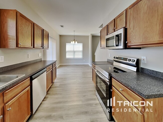 Building Photo - 303 Stonewood Crossing Dr