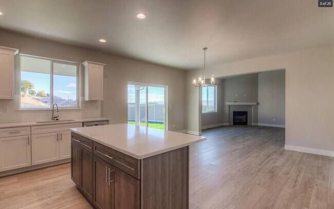 Building Photo - Beautiful, Newly-Built Home with Office