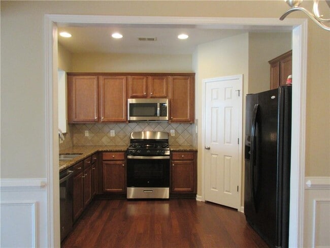 Building Photo - 2794 Gower Way