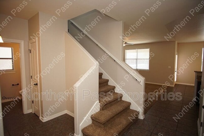 Building Photo - 5580 Mike Vane Drive