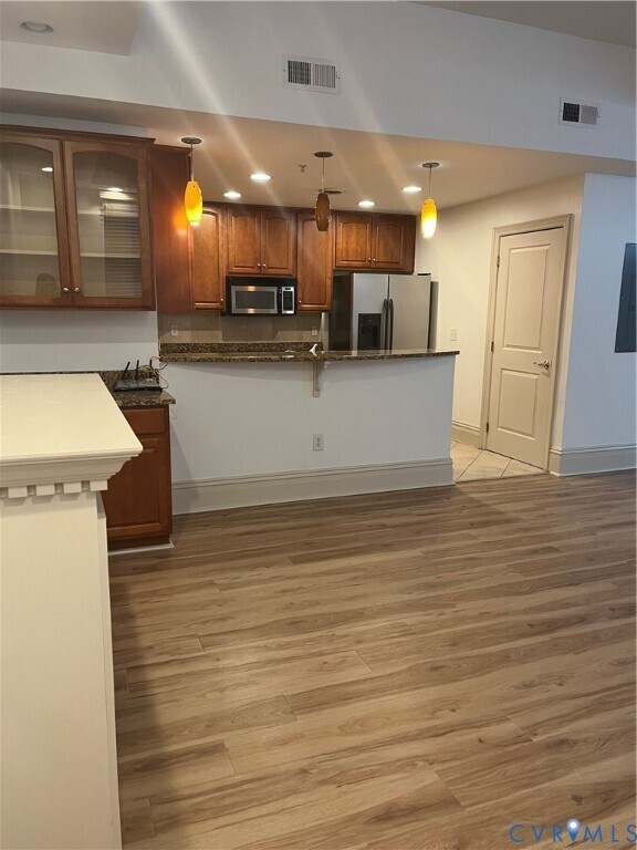 Building Photo - 6 N 6th St