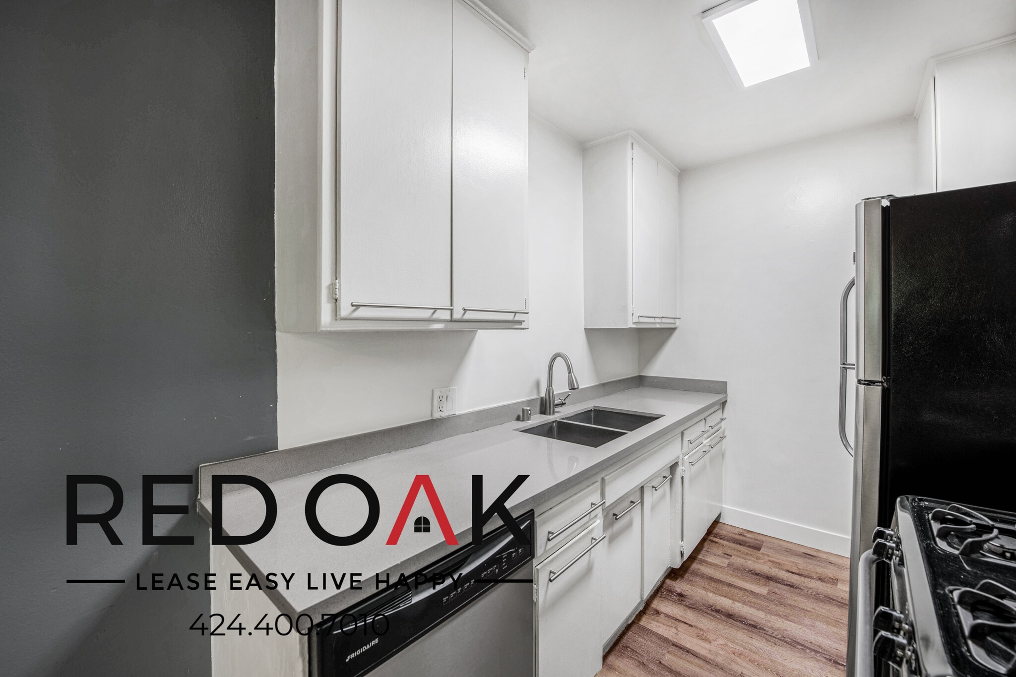 Building Photo - 735 Locust St