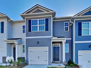 Building Photo - 1005 N 2nd Ave NW