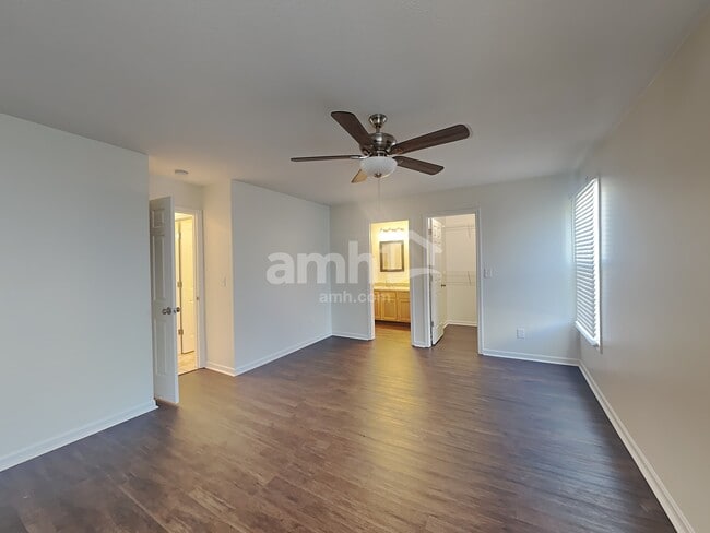 Building Photo - 1531 Mallard Cir E