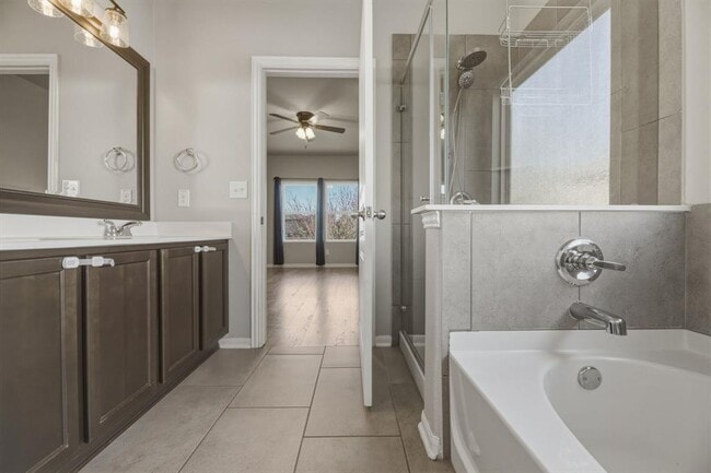 Building Photo - 125 Exeter Cove