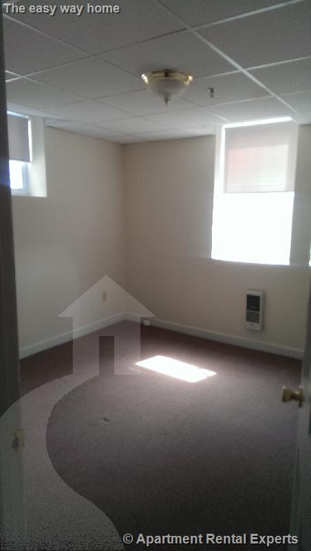 Building Photo - 1622 Massachusetts Ave