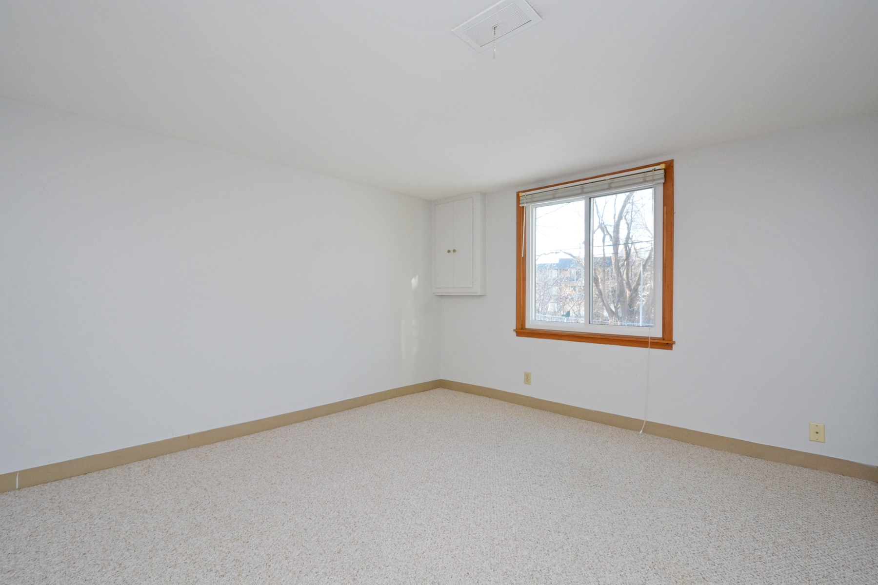 Bedroom 3 - 5204 Grandview Ln