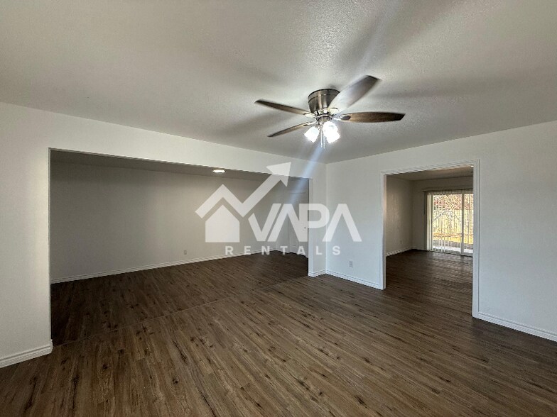 Building Photo - 5714 Elk Lake Dr