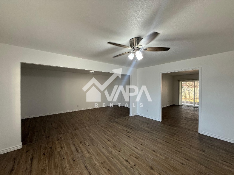 Building Photo - 6714 Elk Lake Dr