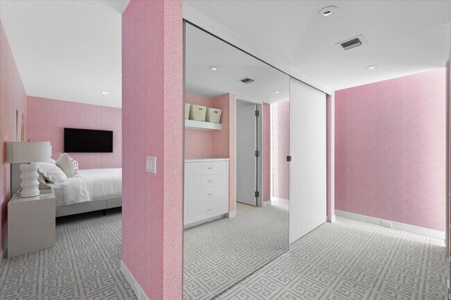 Building Photo - 1600 N Ocean Blvd