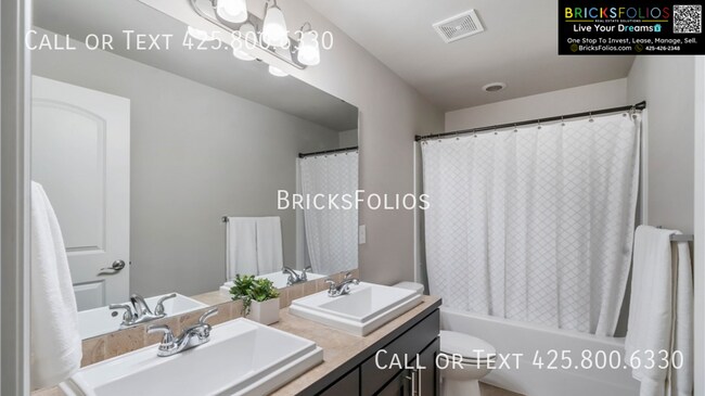 Building Photo - 13916 63rd Ave E