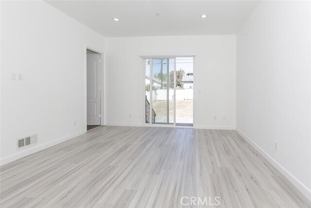 Building Photo - 1039 E Santa Anita Ave