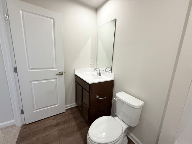 Building Photo - Modern 3-Bedroom Townhouse with Garage & P...