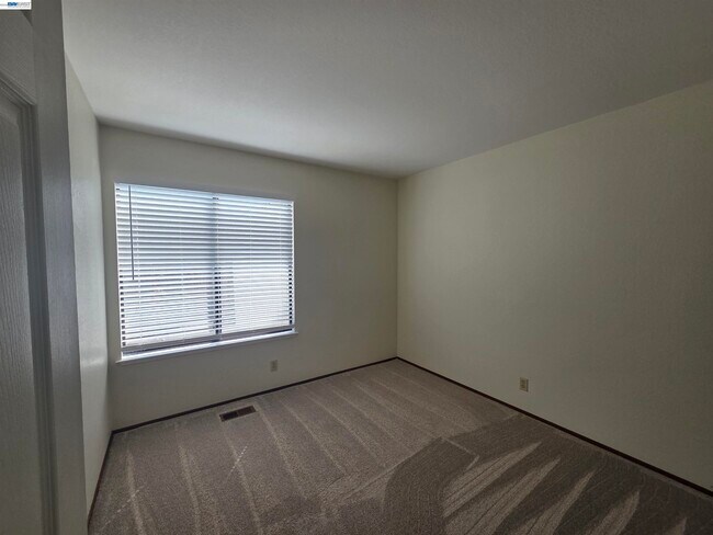 Building Photo - 11732 Bloomington Way