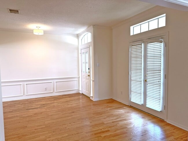 Building Photo - 35 Smokestone Dr
