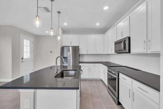 Building Photo - 9258 Gulf Hvn Dr