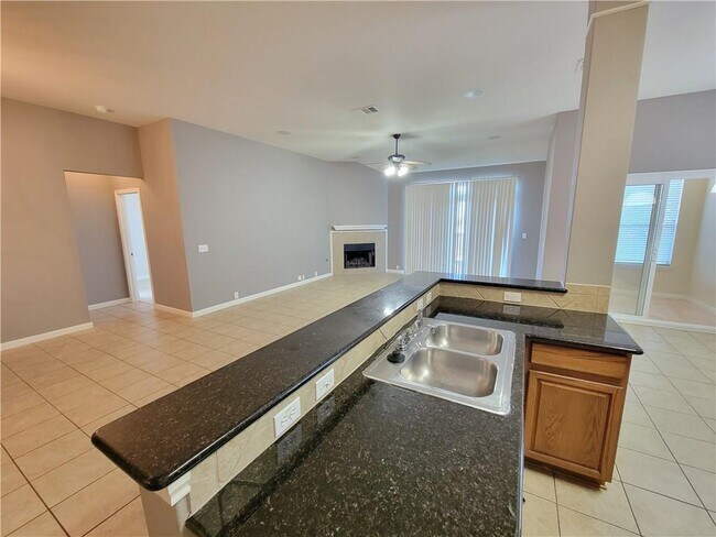 Building Photo - 3526 Shiraz Loop