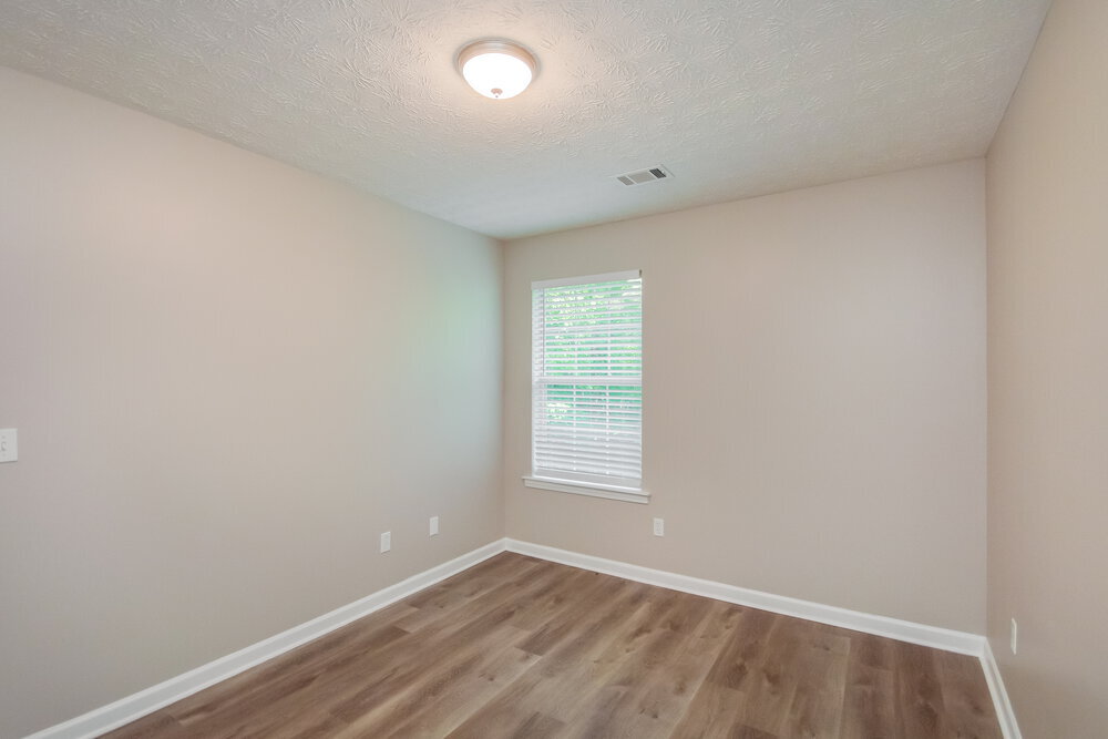 Building Photo - 335 Alcovy Cir