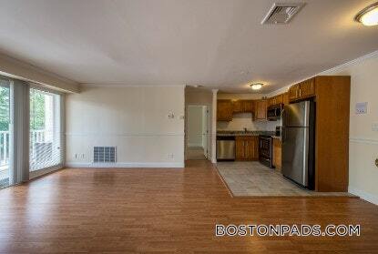 Building Photo - 10 Westgate Dr