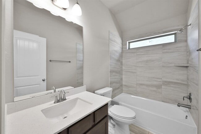 Building Photo - 19419 Canter Field Ct