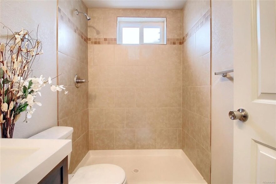 Building Photo - 7545 Turner Dr