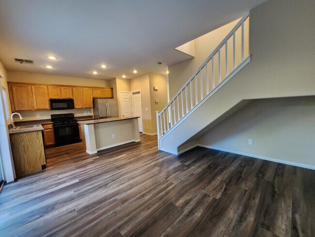 Building Photo - Lovely 3-Bedroom Home in a cul-de-sac