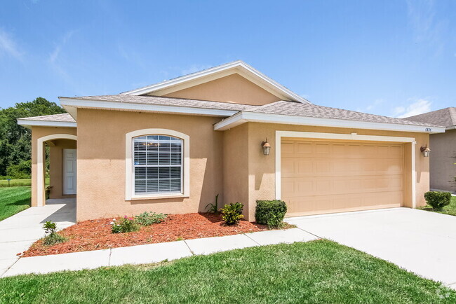 Building Photo - 6854 Glenbrook Dr