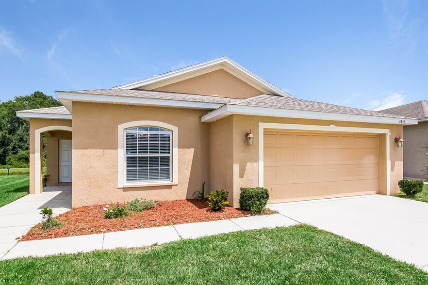 Primary Photo - 6854 Glenbrook Dr