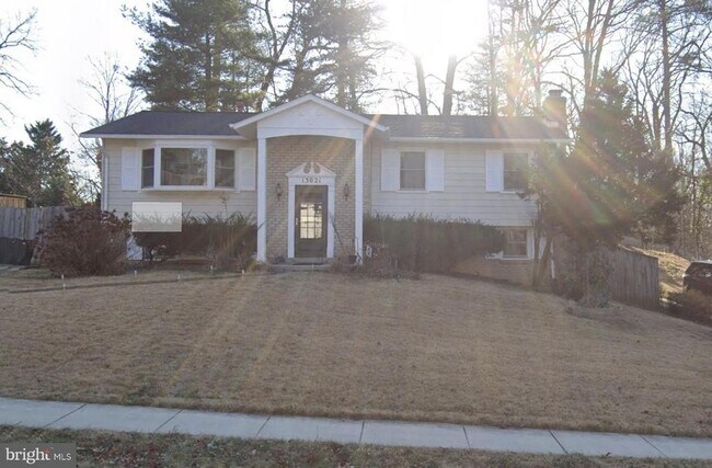 Building Photo - 13021 Tamarack Rd