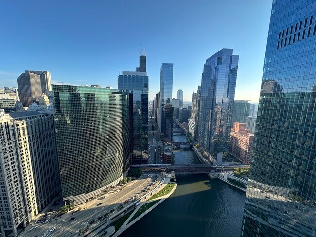 Building Photo - 313 W Wolf Point Plaza