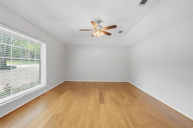 Building Photo - 6117 Lantana Ln