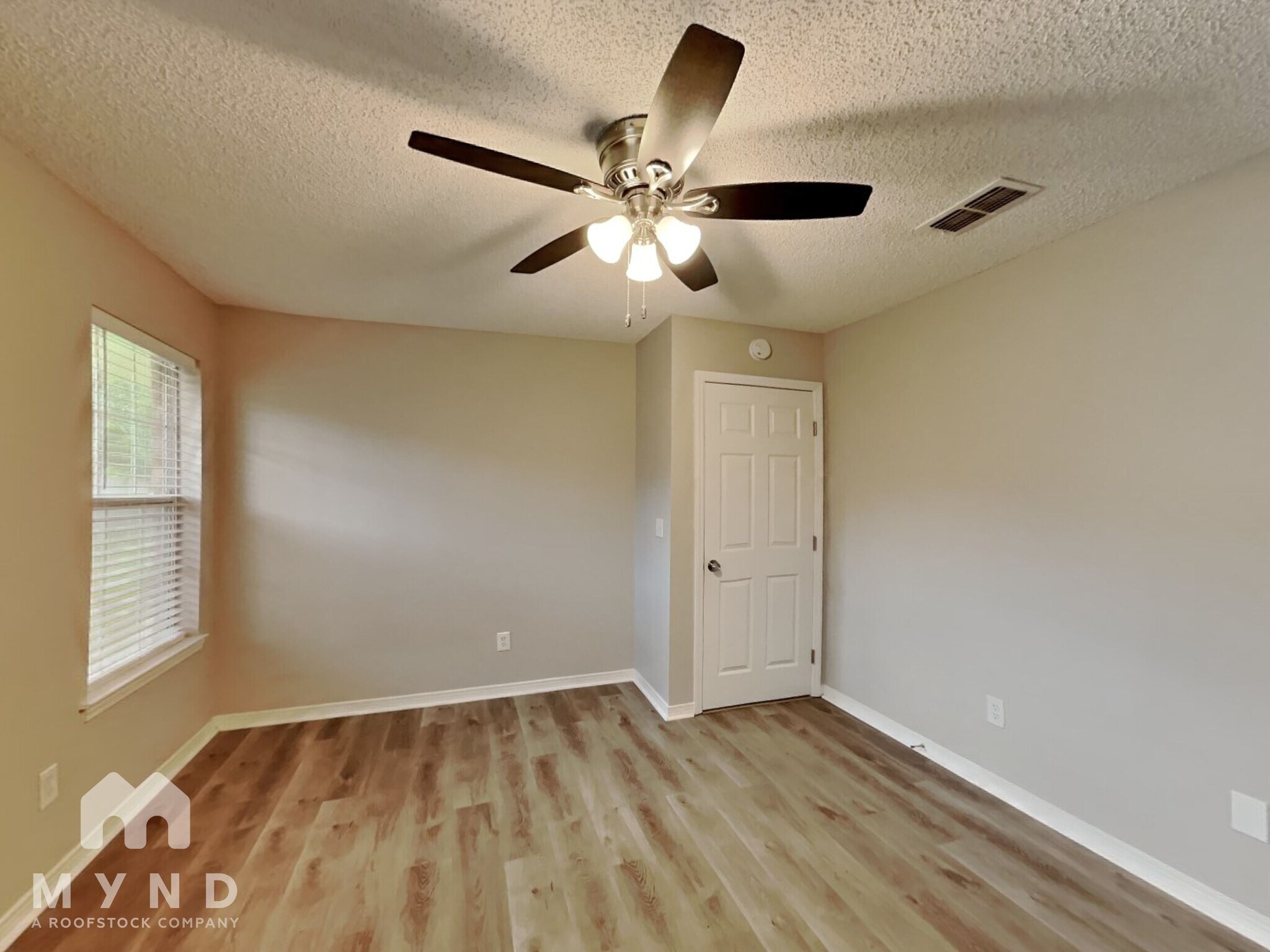 Building Photo - 1850 Penzance Pkwy