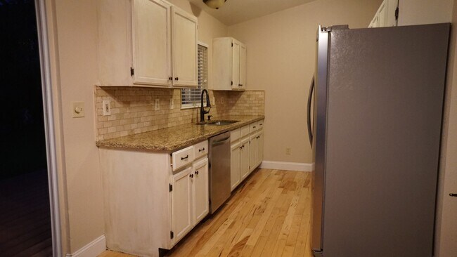 Building Photo - Bright 3 Bed, 2 Bath, Ranch-Style Home in South Fort Collins!