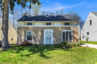 Building Photo - 20117 Butternut Ln