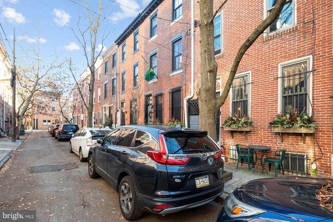 Building Photo - 516 Kauffman St