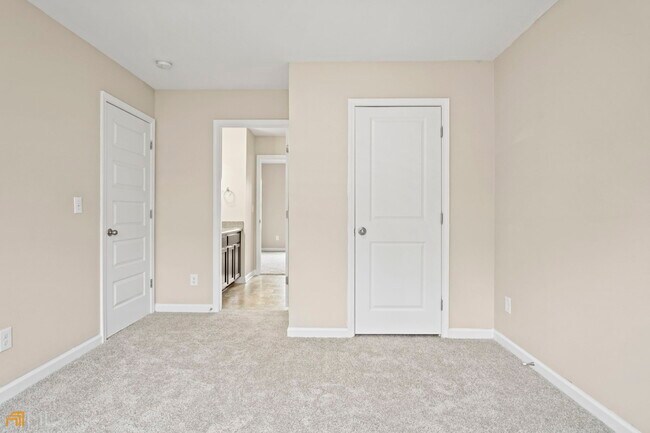 Building Photo - 85 Mary Jane Ln